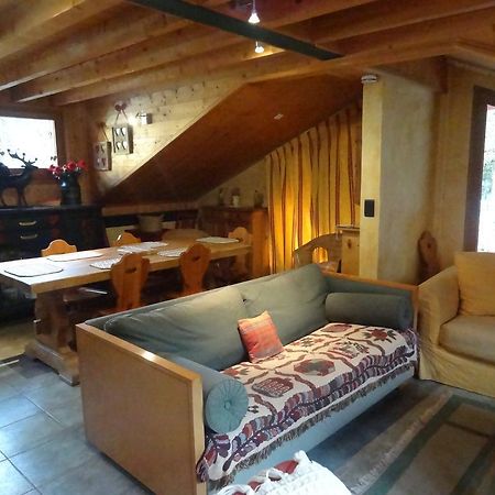 Les Nereides Studios Et Appartements Brides Les Bains Luaran gambar