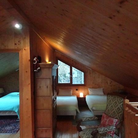 Les Nereides Studios Et Appartements Brides Les Bains Luaran gambar